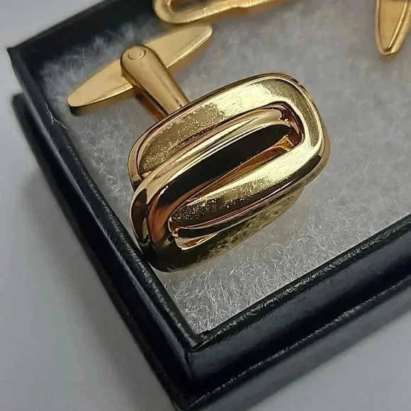 Christian Dior CD Logo Bullet Back Gold Tone Cufflinks with Tie Bar - Picture 3 of 4